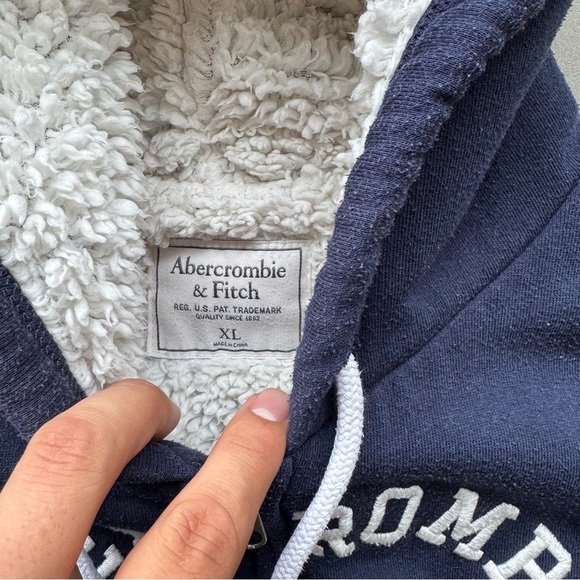 Wool lined Abercrombie & Fitch Vintage Hoodie - Picture 3 of 4
